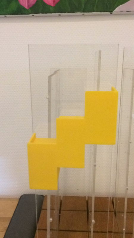 a stairlike support in yellow PLA a stairlike support in yellow PLA
