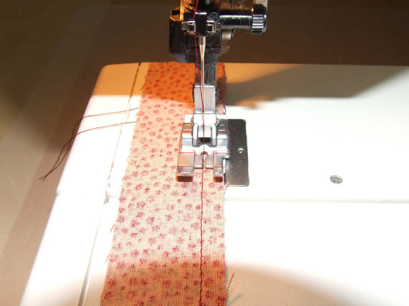 Quilting foot for the sewing machine Quilting foot for the sewing machine